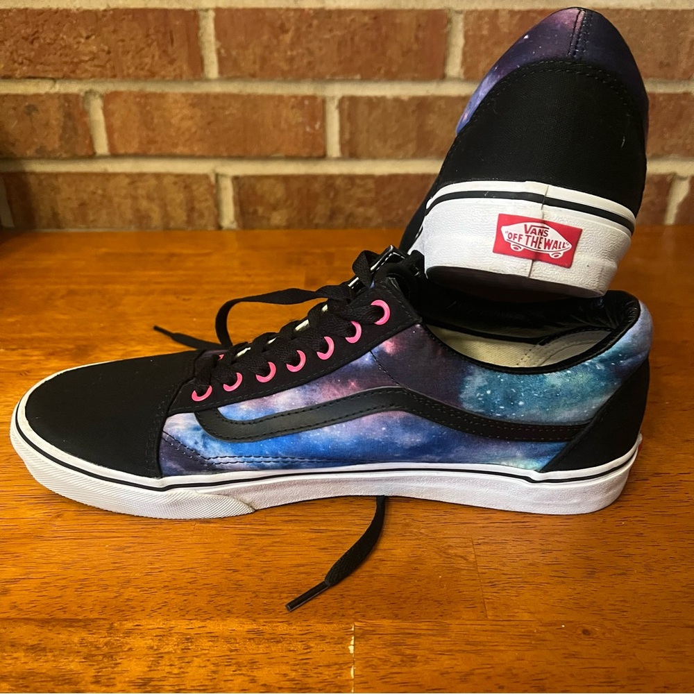 Vans Old Skool Galaxy and Black Sneakers Men’s 11.5 EUC